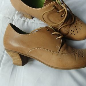 Fidji oxfords